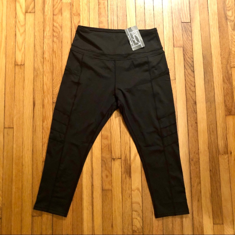 NWT Sunzel black activewear leggings
